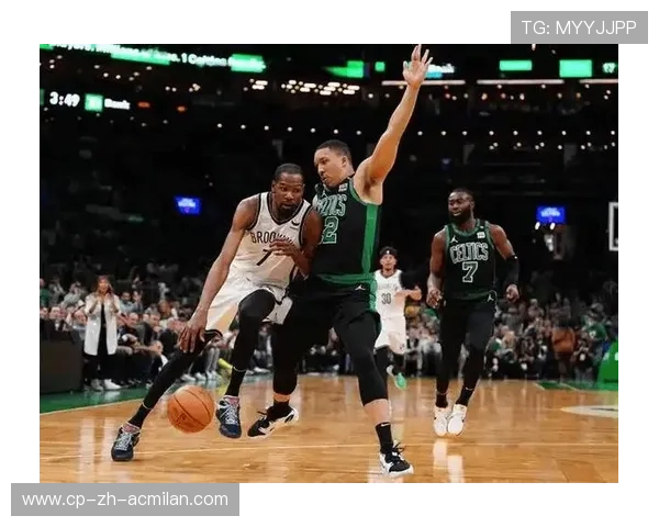 凯尔特人外线节奏打得极其流畅 凯尔特人外线节奏打得极其流畅