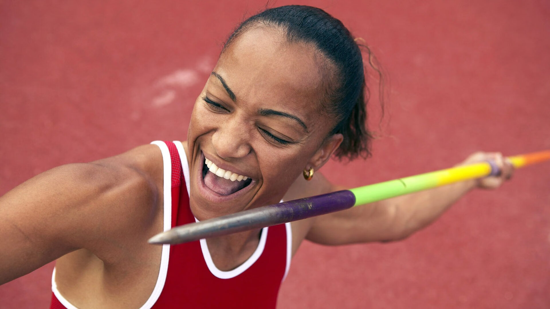 智能单车联机骑行赛 全球车友同时在线爬“虚拟山”